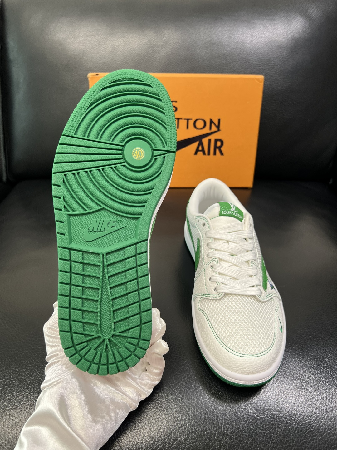 LV